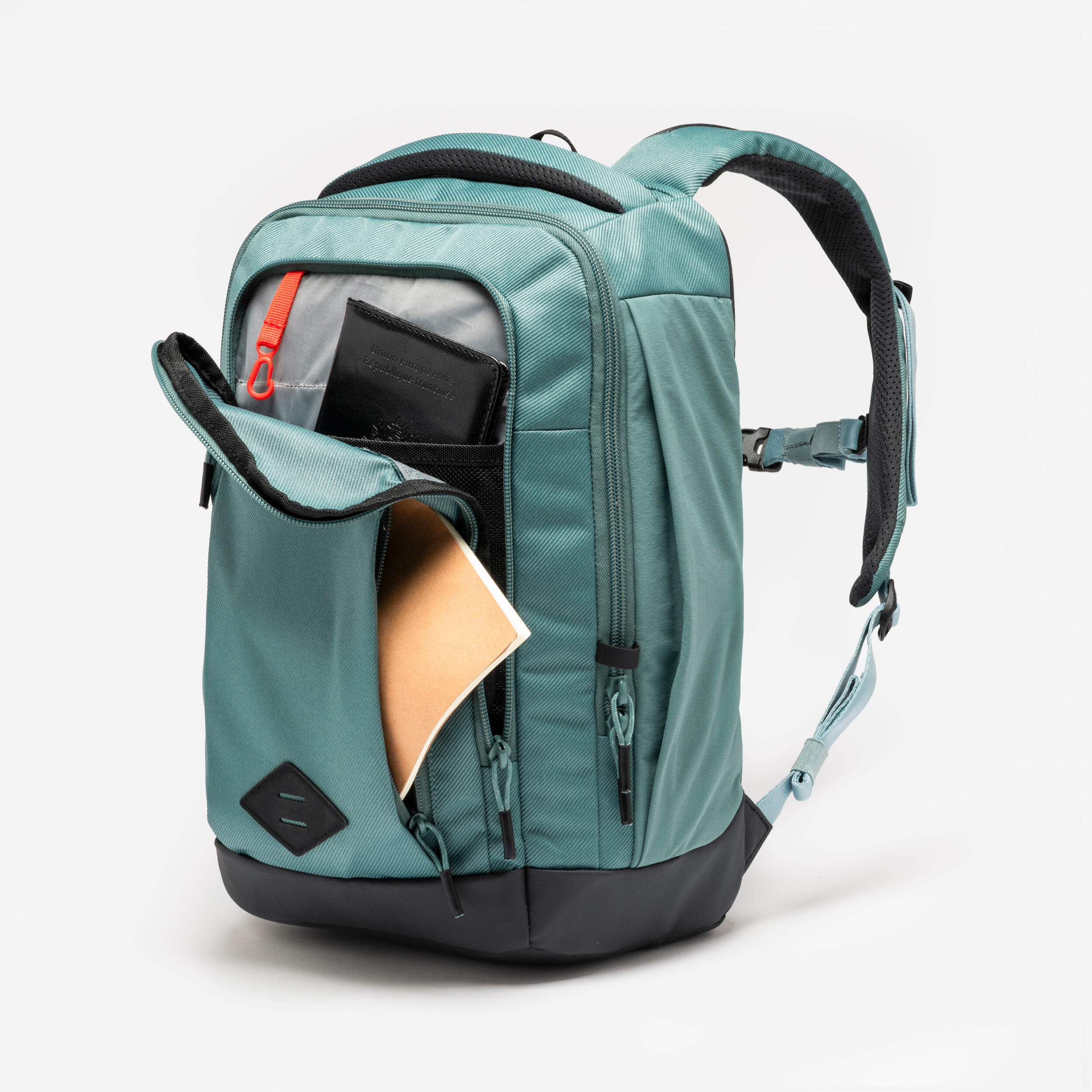 Quechua NH500 Escape 16 L Hiking Backpack - Image 29