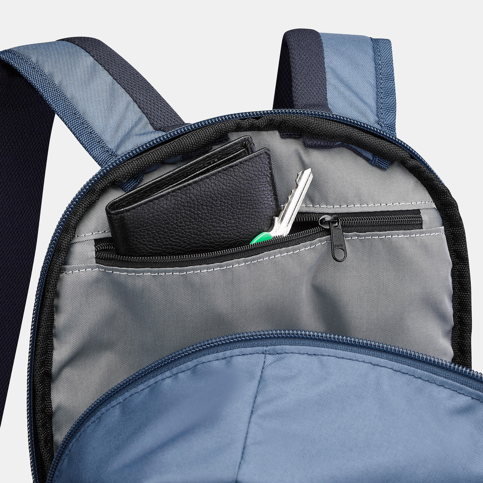 Quechua NH100 Arpenaz 10 L Hiking Backpack - Image 10