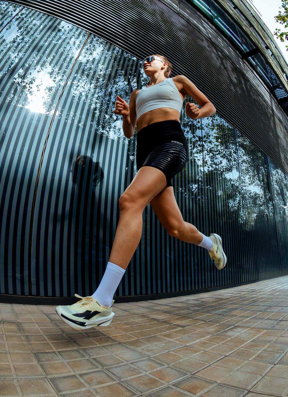 Kiprun Kipstorm Elite Women's Carbon Plate Running Shoes - Image 13